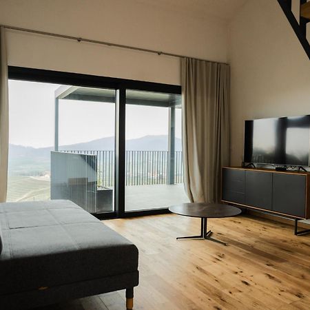 Tavarneta Estate Dobrovo Exteriér fotografie